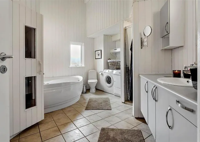 Vakantiehuis M13021-vaeggerlose-tranevej-11-b *