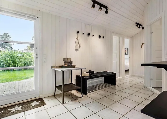 M13021-vaeggerlose-tranevej-11-b * Bøtø By